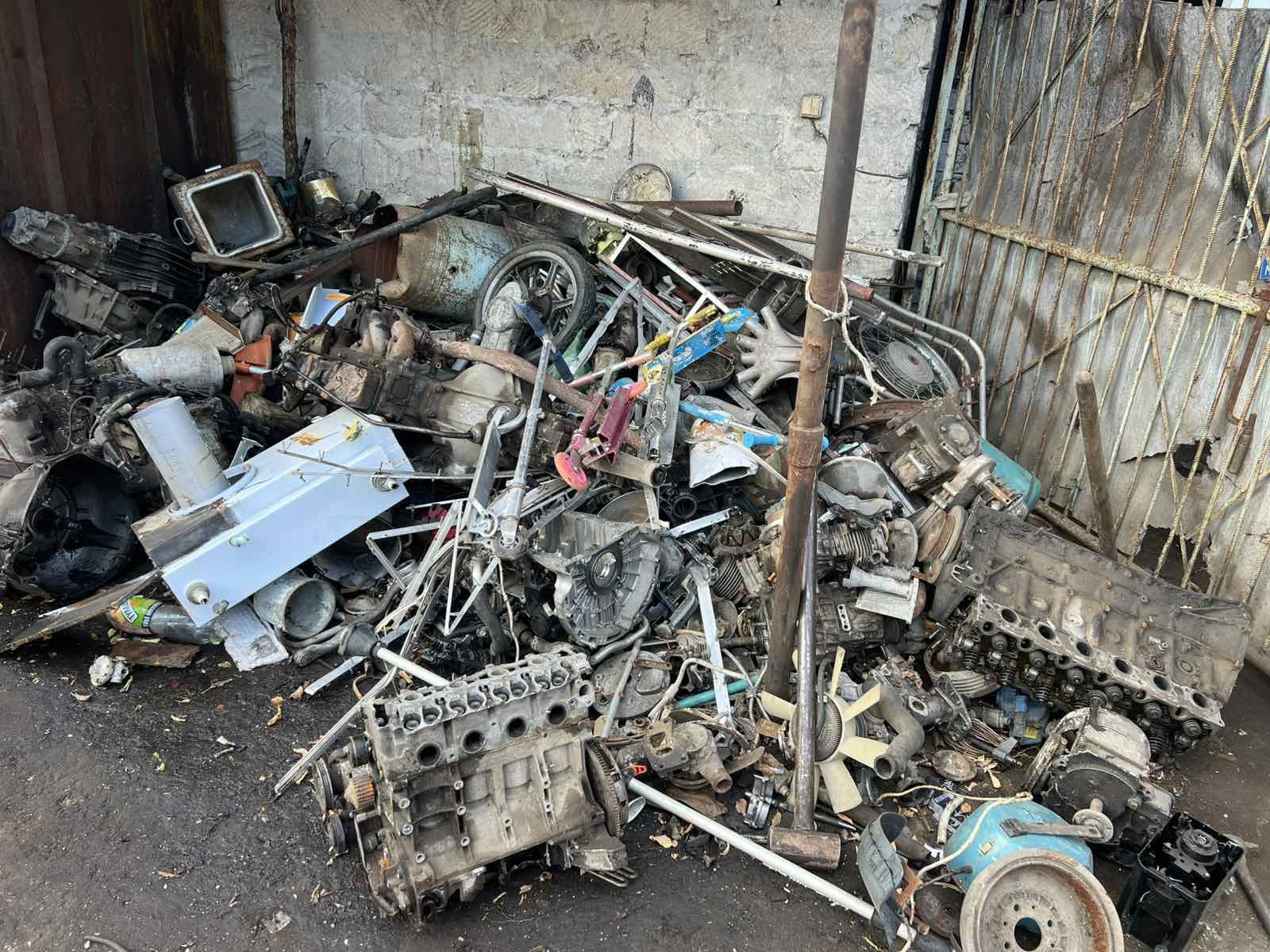 Metal scrap collection